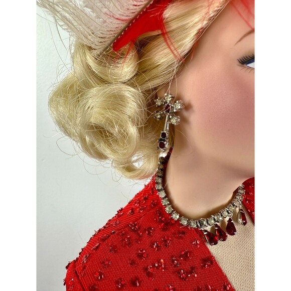 Franklin Mint Marilyn Monroe Vinyl 19" Doll Red Gown Gentlemen Prefer Blondes - Picture 14 of 16